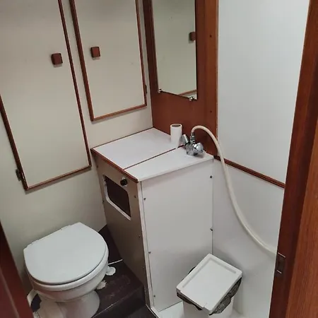 Zeebra - Jeanneau Espace 1000 Sailboat *