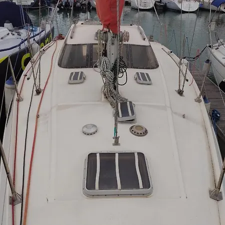Zeebra - Jeanneau Espace 1000 Sailboat Botel *