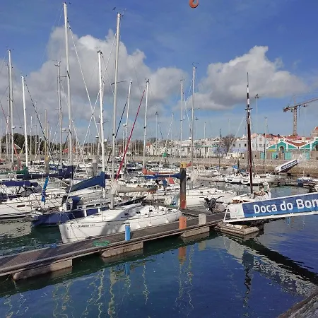 Zeebra - Jeanneau Espace 1000 Sailboat Lisbon